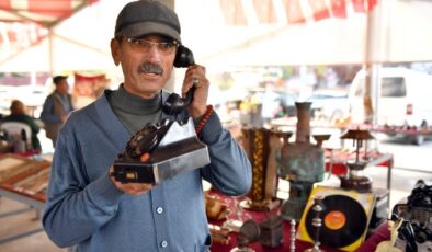 Antika tutkunlarını geçmişe yolculuk yaptıran bir pazar