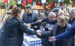 Mersin Büyükşehir 35 farklı noktada 15 bin kandil simidi dağıttı