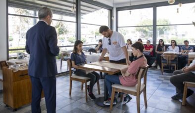 Büyükşehir Belediyesi gençleri Turizm sektörüne hazırlıyor