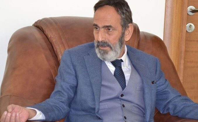 Gazeteci ve İş insanı Raif Türk’ün Adı İzmir’in En Prestij Meydanına Verildi…