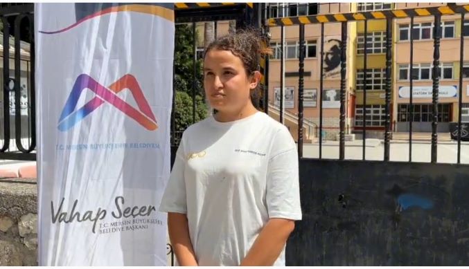 Kimliğini unutan öğrencinin imdadına büyükşehir yetişti