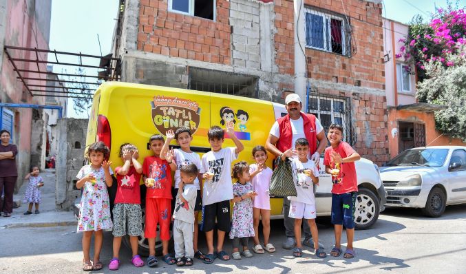 Büyükşehir’den Çocukları sevindiren tatlı bir sürpriz