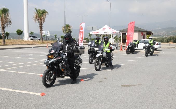 İleri sürüş motosiklet eğitimleri Yenişehir Belediyesinin destekleriyle veriliyor