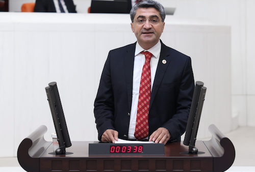 DEVA Partili Ekmen’den sahiplendirme seferberliğine destek