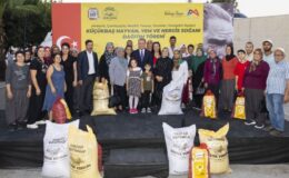 Başkan Seçer, ‘küçükbaş hayvan, yem ve nergis soğanı dağıtım töreni’ne katıldı