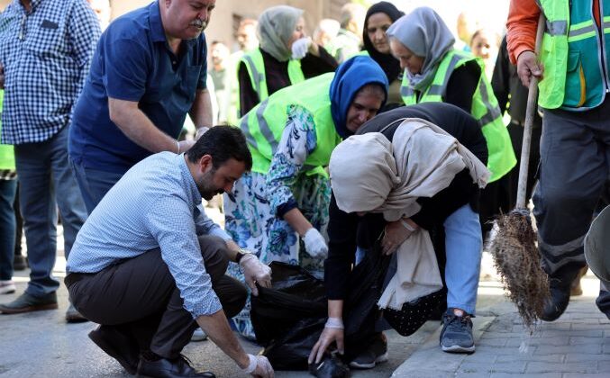 Akdeniz el ele temizleniyor