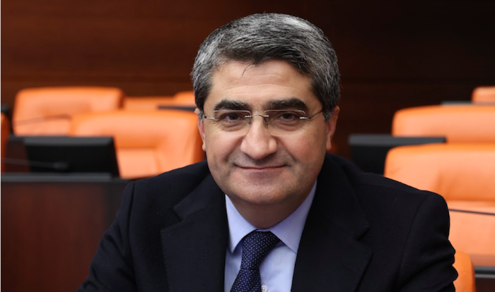 DEVA Partili Ekmen: İktidar, muhalif belediyeleri cezalandırmaktan vazgeçsin!