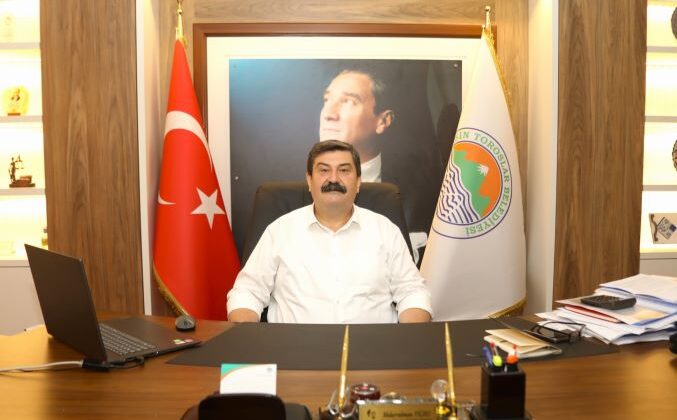 Toroslar Belediyesinden üniversite öğrencilerine eğitim desteği