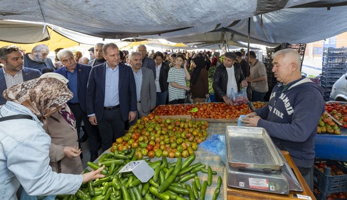 Seçer: “Devletin çivisi çıkmış, kurumlar işlemez hale gelmiş”