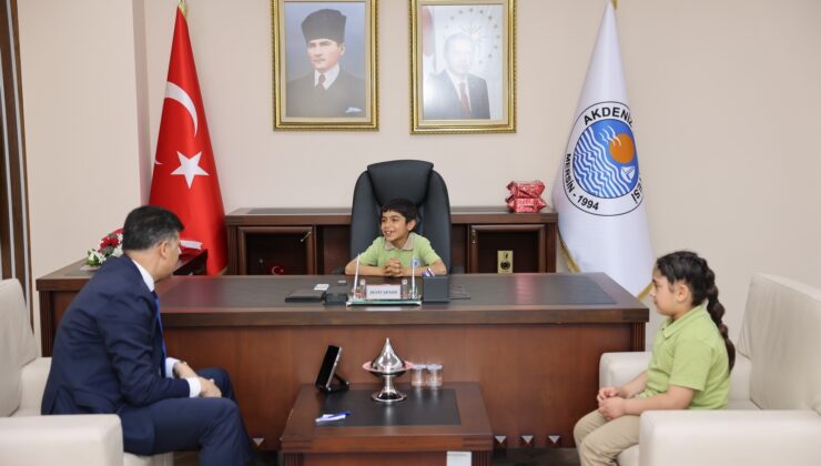 Akdeniz’de makam koltuğu minik Başkan Kadir’e emanet