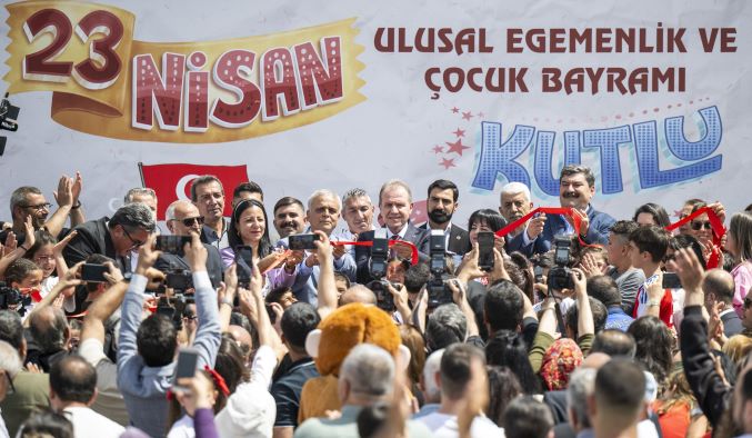 Başkan Seçer, Akbelen gündüz bakımevi açılışına ve bayram etkinliklerine katıldı