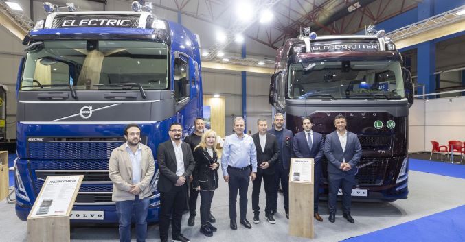 Başkan Seçer, ‘CNR Lojistik ve Taşımacılık Fuarı’nı ziyaret etti