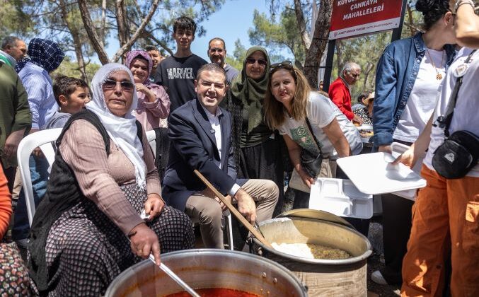 Başkan Tuncer, “Bir sofra kurduk, binlerce gönül birleştik!”