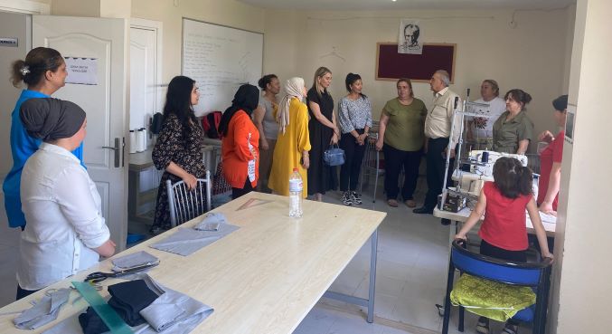 Akdeniz Halk Eğitim Kurslarına yoğun ilgi