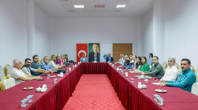 Başkan Özyiğit, mahalle muhtarıyla bir araya geldi