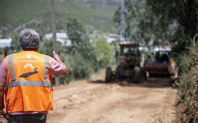 Anamur Gercebahşiş’in yol çilesi Büyükşehir’le sona erdi