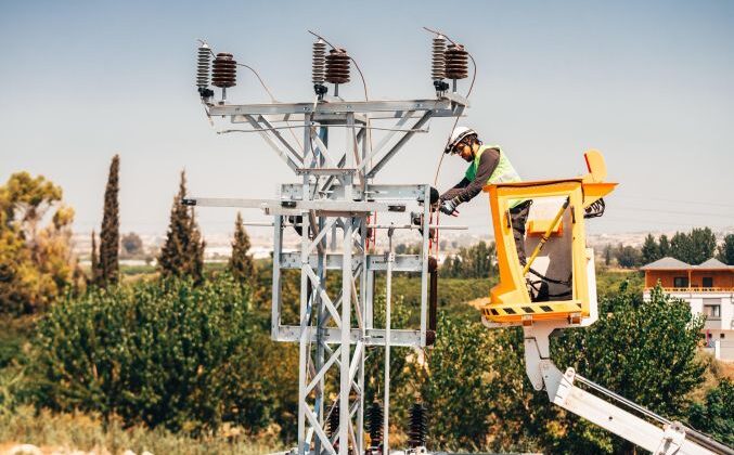 Toroslar EDAŞ Mersin’in enerji altyapısını güçlendirmeye devam ediyor 