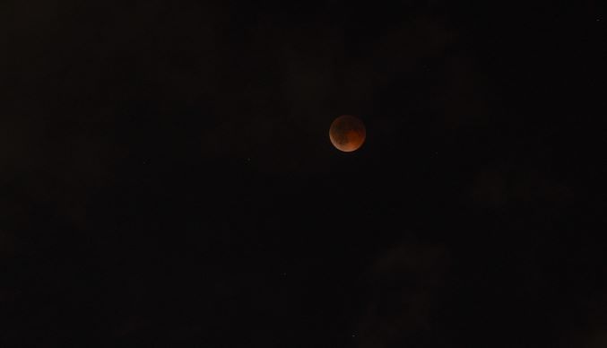 Mersinliler ‘Tam Ay Tutulması’nı Büyükşehir ile seyretti