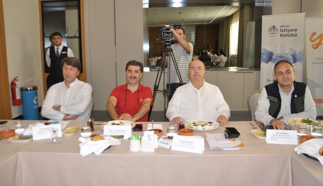 Mersin İstişare Kulübü sezonu “Ormansızlaşmanın Yaratacağı Tehditler” başlığı ile açtı