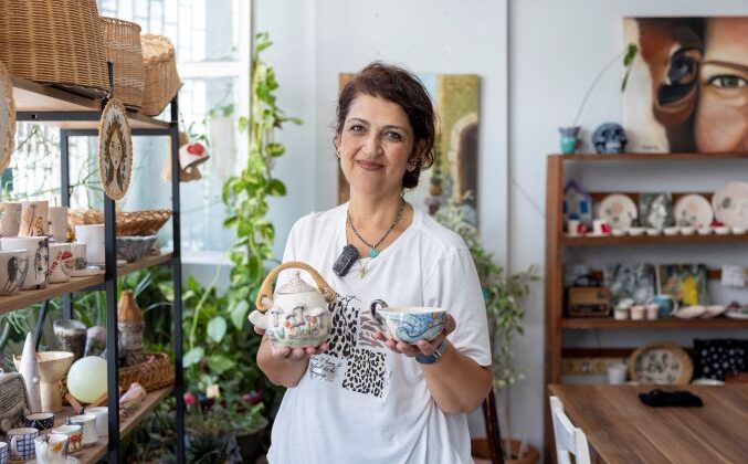 Zeycan Yırtıcı, Birbirinden özgün seramik ürünler tasarlıyor