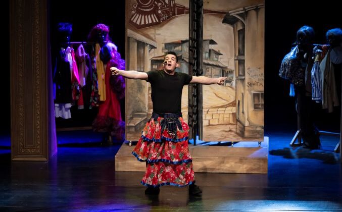 ‘Eyvah Nadir’ Mersinli seyircisiyle yeniden buluştu