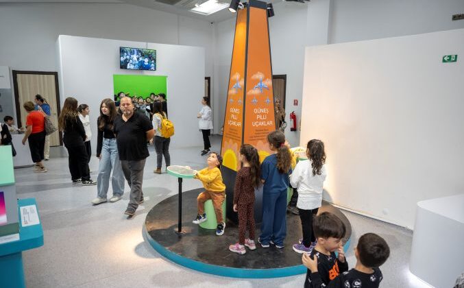 Ara tatilin vazgeçilmezi Mercan 100. Yıl İklim ve Çevre Bilim Merkezi oldu