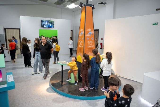 Ara tatilin vazgeçilmezi Mercan 100. Yıl İklim ve Çevre Bilim Merkezi oldu