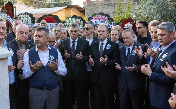 Başkan Seçer, kardeşini son yolculuğuna uğurladı