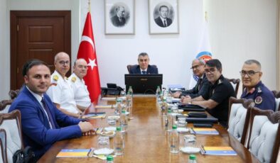 Mersin’in Güvenlik Birimleri araması bulunan 826 kişiyi yakaladı