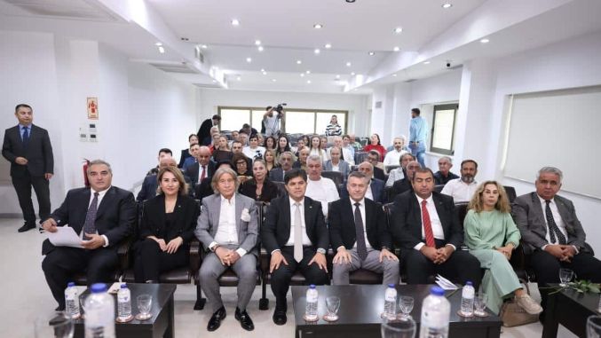 Millî Eğitim Müdürü Özdemirci, meslekte 25. Yıl Onur Plaketi Törenine katıldı