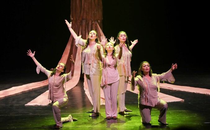 ‘Ben Anadolu’ oyunu perdelerini emekliler için açtı