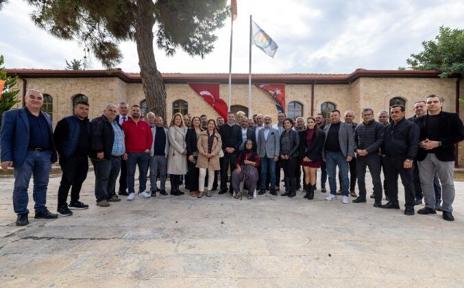 Başkan Tuncer, Taş Mektep’te muhtarlarla bir araya geldi