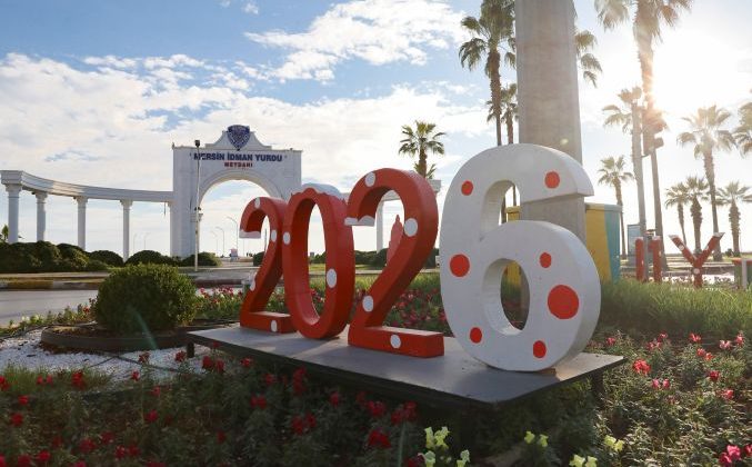 Mersin Yeni Yıla hazır!