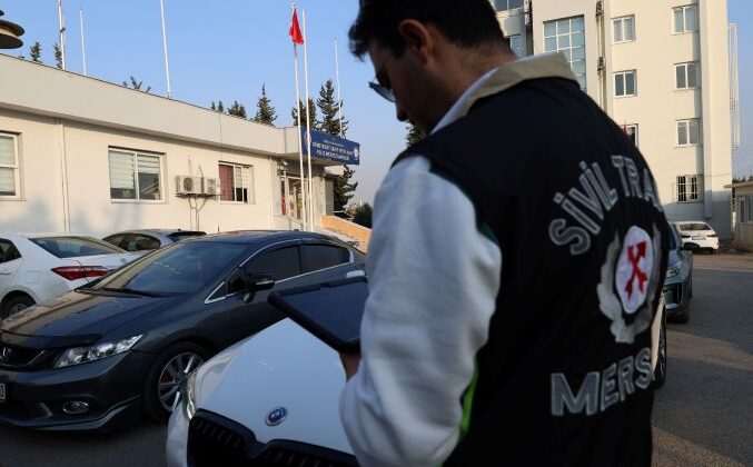 Mersin’de yolu kapatan düğün konvoyuna ceza‎‎