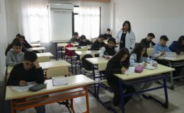 Mersin’de LGS ve YKS’ye hazırlanan öğrencilere ücretsiz eğitim desteği