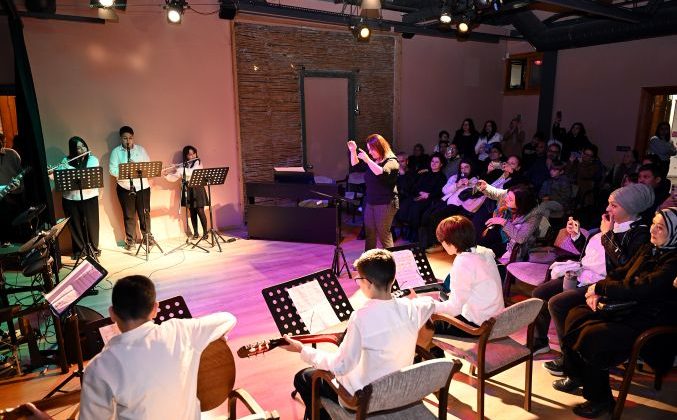 Büyükşehir Çocuk Kampüsü öğrencilerinden sanat şöleni