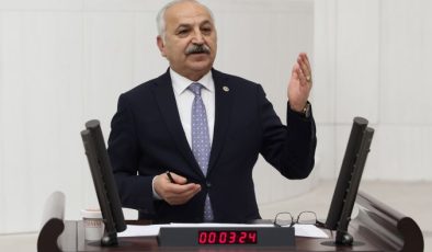 CHP’li Talat Dinçer: Meclis’e gelen her teklif ceza ve vergi artışı içeriyor