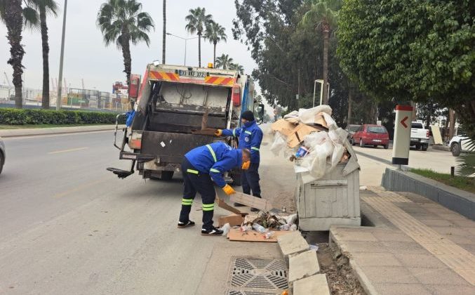 Akdeniz Belediyesi, temiz, sağlıklı ve düzenli bir kent için 7/24 hizmet veriyor