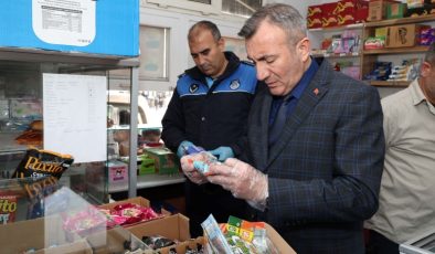 Akdeniz Zabıtasından sağlıksız ürün satan kantine ceza