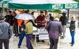 Mezitli Belediyesi’nden 6 Şubat deprem şehitleri anısına lokma ikramı