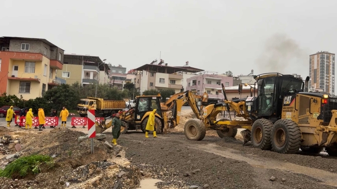 Tarsus Belediyesi’nden yağışlara koordineli müdahale