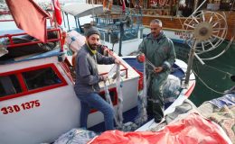 Büyükşehir Belediyesi deniz kirliliğine geçit vermiyor