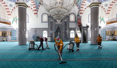 Mezitli’de Camiler Ramazan’a hazır