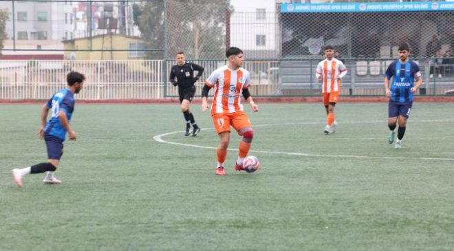 Akdeniz Belediye Spor Liderliğini Korudu