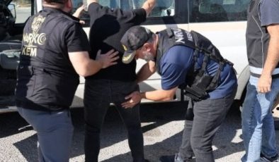 Mersin’de uyuşturucu tacirlerine geçit yok: 212 şahıs yakalandı 35’i tutuklandı