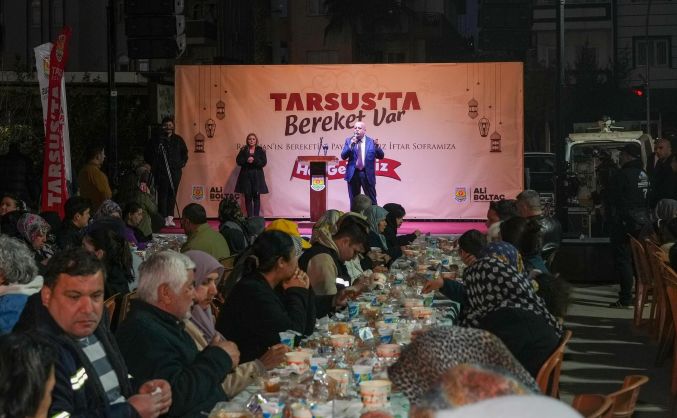 Tarsus Belediyesi iftar sofrasında kardeşlik buluşması