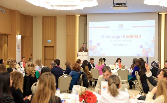 Mersin’in geleceğinde kadın imzası: MTSO, zihniyet devrimi için düğmeye bastı