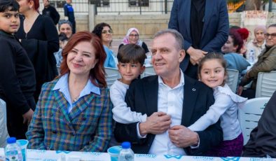 Başkan Seçer: Mustafa Kemal’in izinde, 86 milyon kardeşçe yaşıyoruz