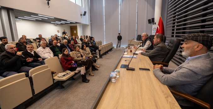 Başkan Tuncer mahalle muhtarlarıyla buluştu