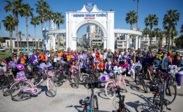 ‘Eşit Mersin’in Emekçi Kadınları’ 8 Mart’ta bir araya geldi